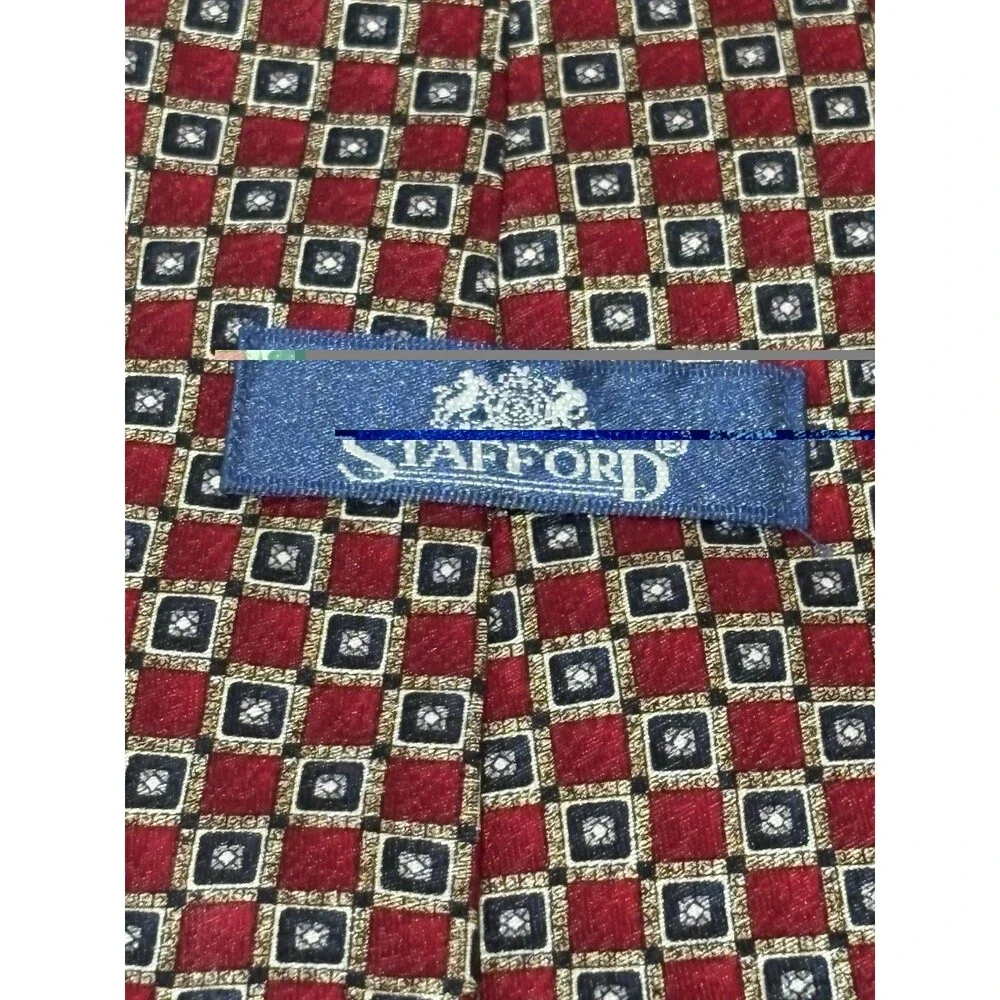 STAFFORD GEOMETRIC SILK TIE RED NAVY GOLD CLASSIC MENS EUC